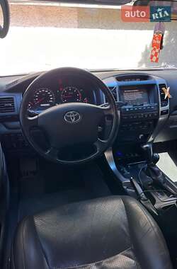 Позашляховик / Кросовер Toyota Land Cruiser Prado 2006 в 