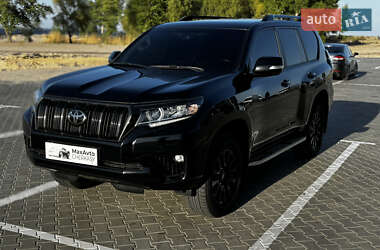 Внедорожник / Кроссовер Toyota Land Cruiser Prado 2021 в 