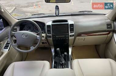Позашляховик / Кросовер Toyota Land Cruiser Prado 2007 в 
