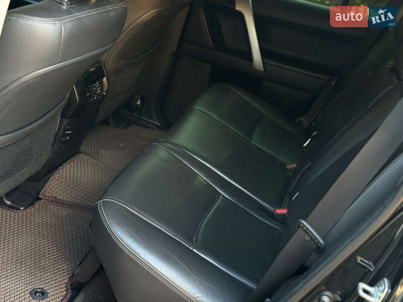 Внедорожник / Кроссовер Toyota Land Cruiser Prado 2014 в Смеле