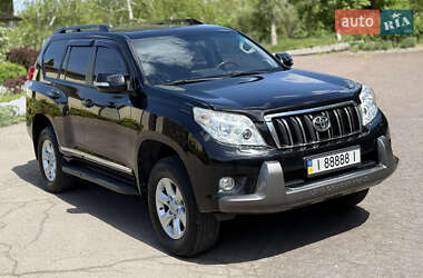 Внедорожник / Кроссовер Toyota Land Cruiser Prado 2011 в 