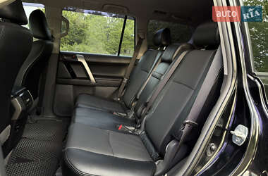 Внедорожник / Кроссовер Toyota Land Cruiser Prado 2011 в 