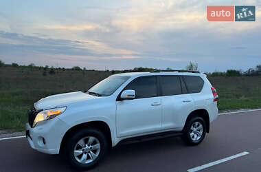 Внедорожник / Кроссовер Toyota Land Cruiser Prado 2013 в 