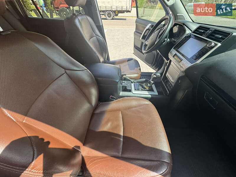 Внедорожник / Кроссовер Toyota Land Cruiser Prado 2019 в Межгорье фото 8 Внедорожник / Кроссовер Toyota Land Cruiser Prado 2019 в Межгорье