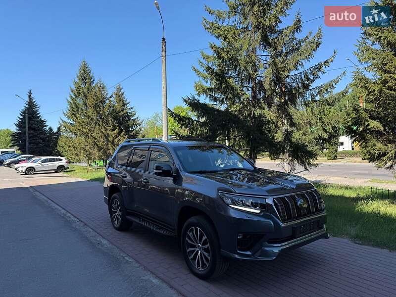 Toyota Land Cruiser Prado 2022