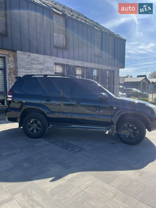 Позашляховик / Кросовер Toyota Land Cruiser Prado 2007 в Львові