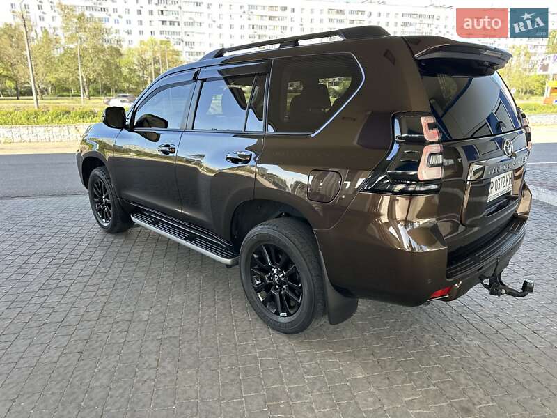 Позашляховик / Кросовер Toyota Land Cruiser Prado 2021 в Дніпрі