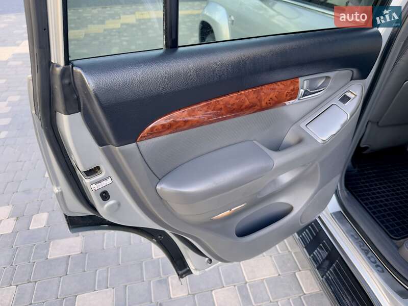 Позашляховик / Кросовер Toyota Land Cruiser Prado 2008 в Одесі
