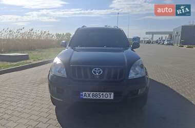 Позашляховик / Кросовер Toyota Land Cruiser Prado 2005 в 