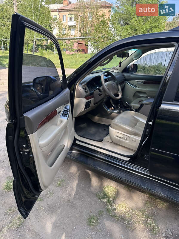 Позашляховик / Кросовер Toyota Land Cruiser Prado 2007 в Марганці
