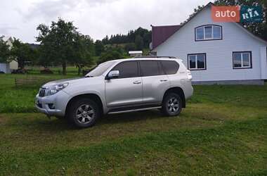 Позашляховик / Кросовер Toyota Land Cruiser Prado 2012 в 