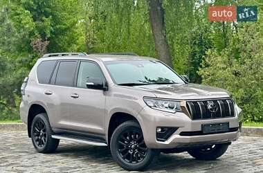 Позашляховик / Кросовер Toyota Land Cruiser Prado 2022 в Києві