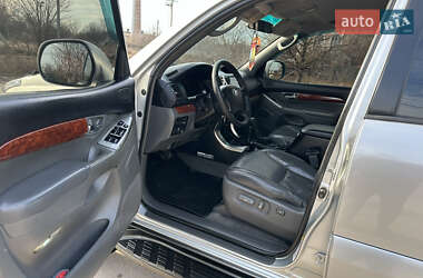 Внедорожник / Кроссовер Toyota Land Cruiser Prado 2005 в 