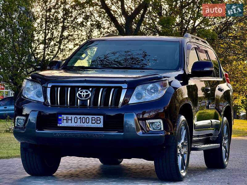 Позашляховик / Кросовер Toyota Land Cruiser Prado 2010 в Одесі