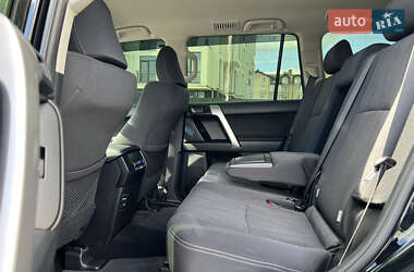 Внедорожник / Кроссовер Toyota Land Cruiser Prado 2022 в 
