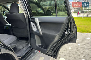 Внедорожник / Кроссовер Toyota Land Cruiser Prado 2022 в 