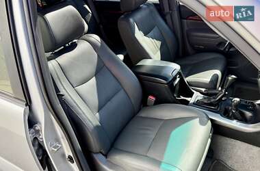 Внедорожник / Кроссовер Toyota Land Cruiser Prado 2006 в 