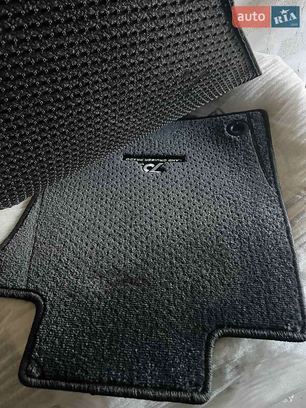 Позашляховик / Кросовер Toyota Land Cruiser Prado 2021 в Кропивницькому фото 22 Позашляховик / Кросовер Toyota Land Cruiser Prado 2021 в Кропивницькому