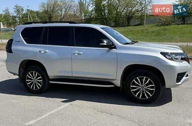 Внедорожник / Кроссовер Toyota Land Cruiser Prado 2021 в Новомосковске