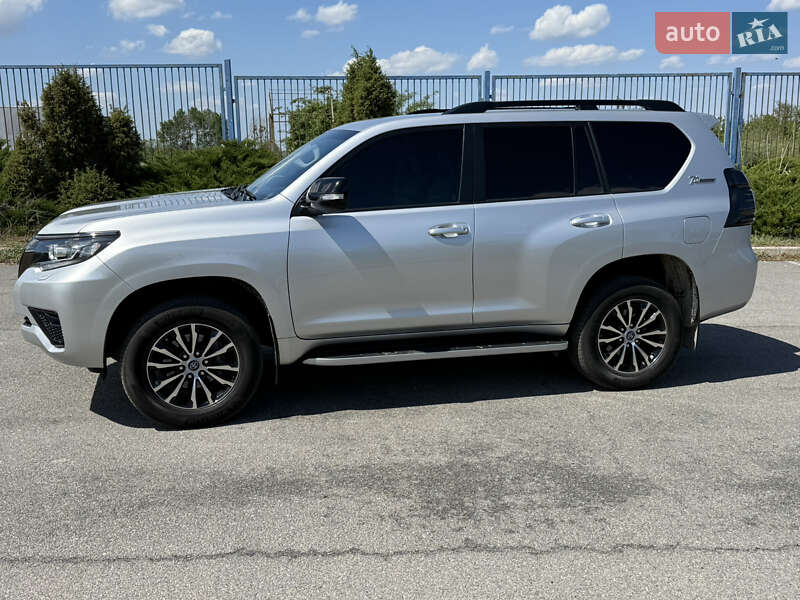 Позашляховик / Кросовер Toyota Land Cruiser Prado 2021 в Новомосковську фото 13 Позашляховик / Кросовер Toyota Land Cruiser Prado 2021 в Новомосковську