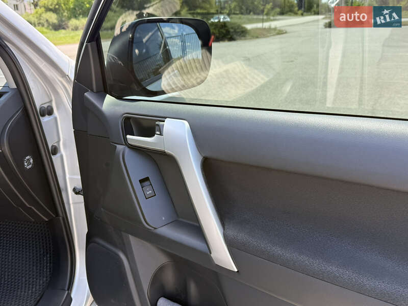 Позашляховик / Кросовер Toyota Land Cruiser Prado 2021 в Новомосковську фото 34 Позашляховик / Кросовер Toyota Land Cruiser Prado 2021 в Новомосковську