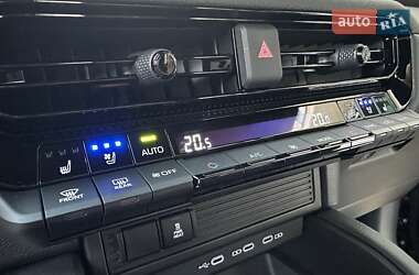 Внедорожник / Кроссовер Toyota Land Cruiser Prado 2025 в 