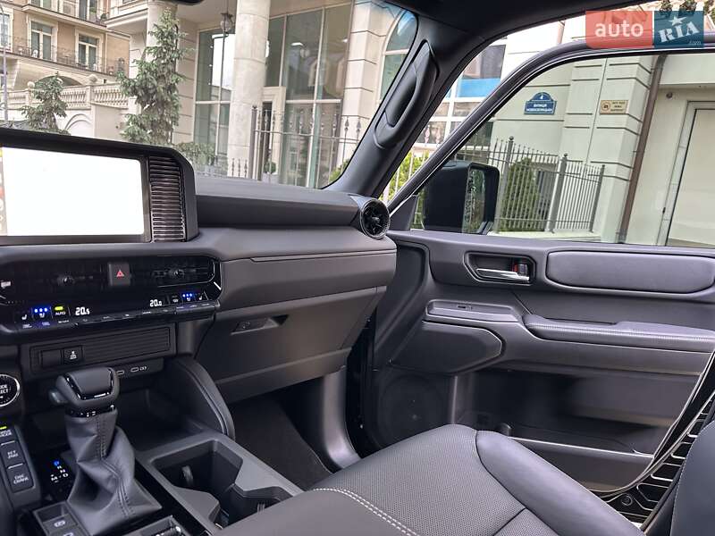 Позашляховик / Кросовер Toyota Land Cruiser Prado 2025 в Києві