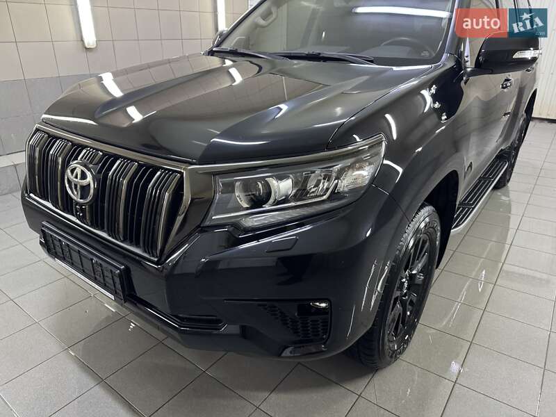 Позашляховик / Кросовер Toyota Land Cruiser Prado 2022 в Умані