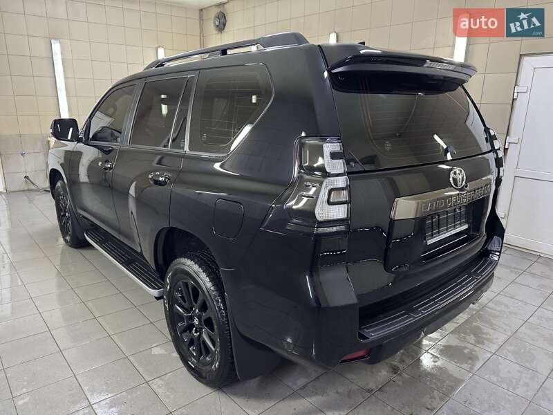 Позашляховик / Кросовер Toyota Land Cruiser Prado 2022 в Умані