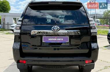 Внедорожник / Кроссовер Toyota Land Cruiser Prado 2022 в 