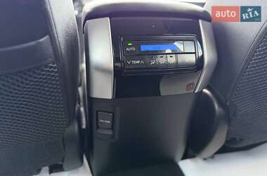Внедорожник / Кроссовер Toyota Land Cruiser Prado 2022 в 