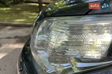 Позашляховик / Кросовер Toyota Land Cruiser Prado 2010 в 