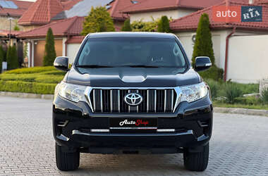 Внедорожник / Кроссовер Toyota Land Cruiser Prado 2022 в 