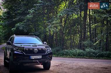 Внедорожник / Кроссовер Toyota Land Cruiser Prado 2020 в 