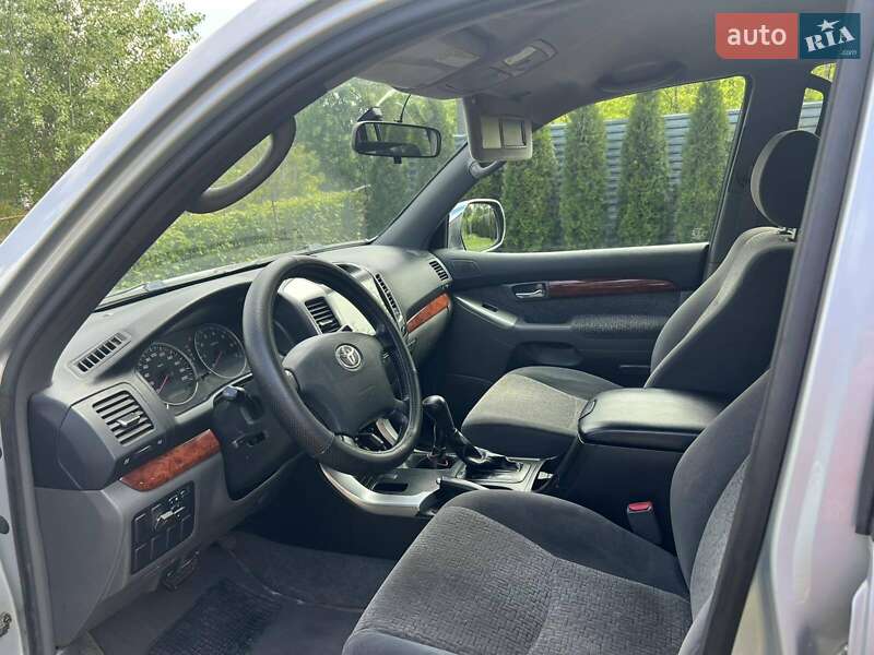Внедорожник / Кроссовер Toyota Land Cruiser Prado 2008 в Киеве