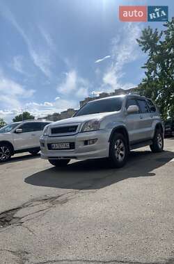 Позашляховик / Кросовер Toyota Land Cruiser Prado 2007 в Києві