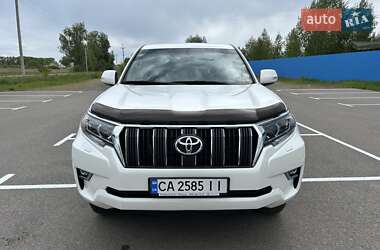 Внедорожник / Кроссовер Toyota Land Cruiser Prado 2018 в 