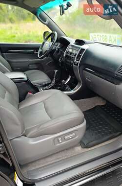 Внедорожник / Кроссовер Toyota Land Cruiser Prado 2008 в 