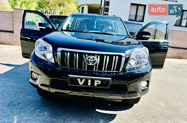 Позашляховик / Кросовер Toyota Land Cruiser Prado 2010 в Грушево