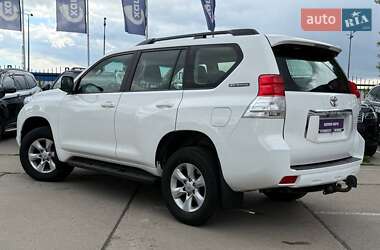 Внедорожник / Кроссовер Toyota Land Cruiser Prado 2012 в 