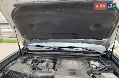 Позашляховик / Кросовер Toyota Land Cruiser Prado 2011 в 