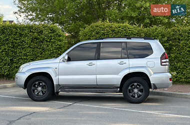 Внедорожник / Кроссовер Toyota Land Cruiser Prado 2005 в 