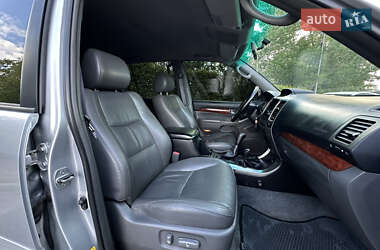 Внедорожник / Кроссовер Toyota Land Cruiser Prado 2005 в 