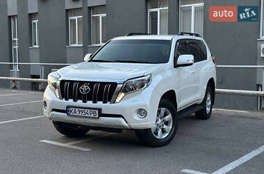 Позашляховик / Кросовер Toyota Land Cruiser Prado 2015 в Києві