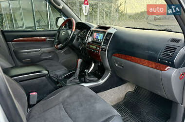 Внедорожник / Кроссовер Toyota Land Cruiser Prado 2008 в 