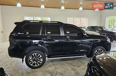 Внедорожник / Кроссовер Toyota Land Cruiser Prado 2022 в 