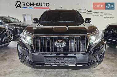 Внедорожник / Кроссовер Toyota Land Cruiser Prado 2022 в 
