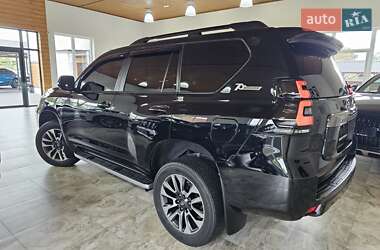 Внедорожник / Кроссовер Toyota Land Cruiser Prado 2022 в 