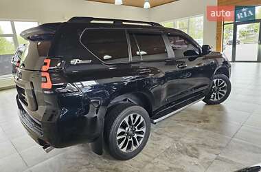 Внедорожник / Кроссовер Toyota Land Cruiser Prado 2022 в 