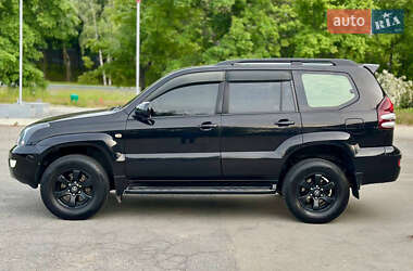 Позашляховик / Кросовер Toyota Land Cruiser Prado 2004 в 